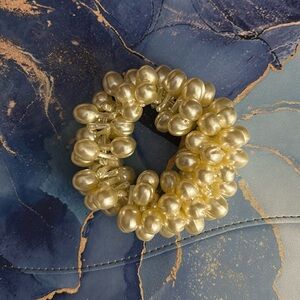 Vintage Pearl Stretch Bracelet